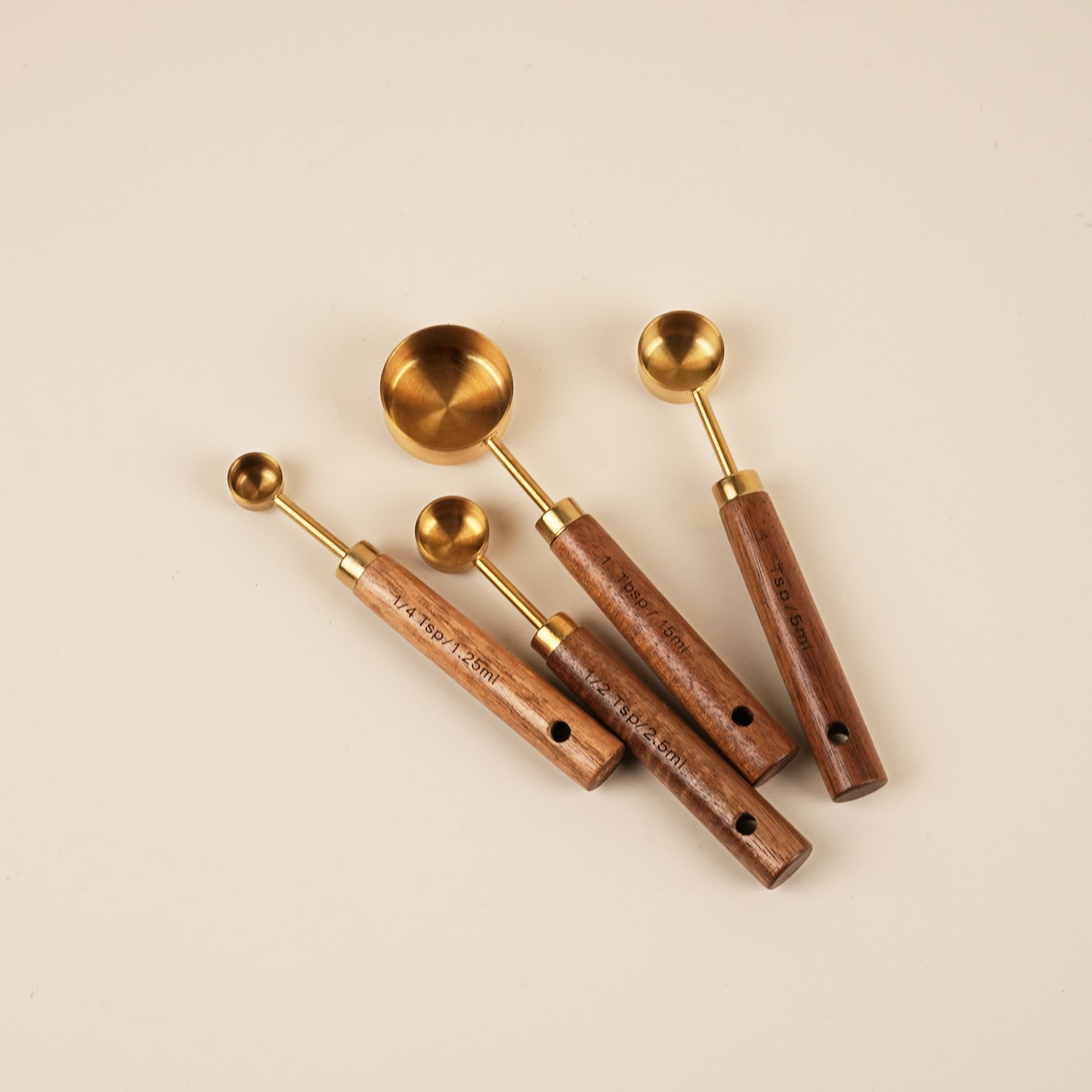 8 PCS Gold Measuring Cups Set and Measuring Spoons Set – PRETTYFINE